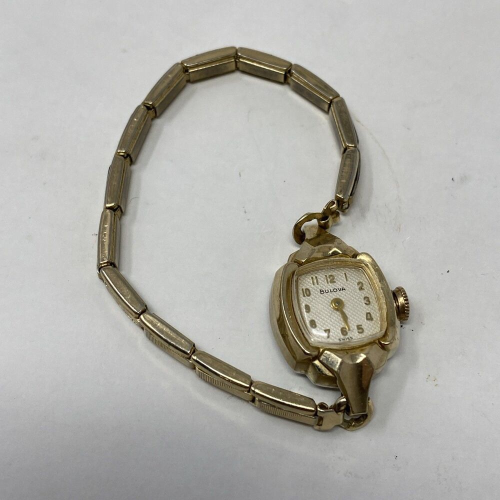 Bulova Mo Vintage Women’s Manual Mechanical Round Gold-Tone Stretch Bracelet